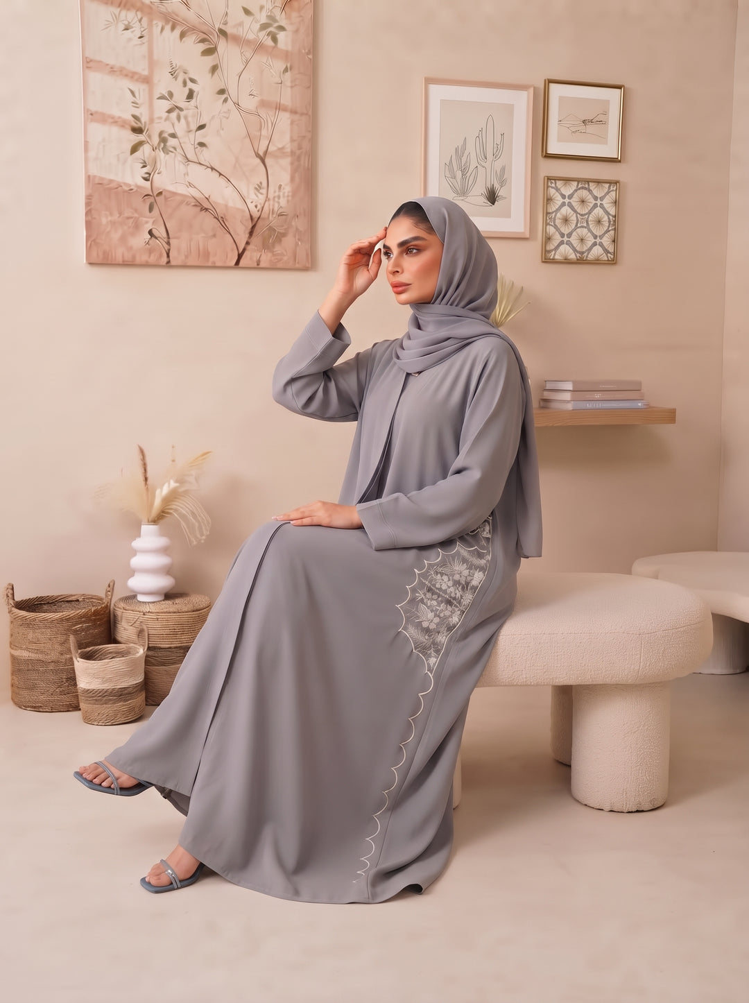 Arwa Grey