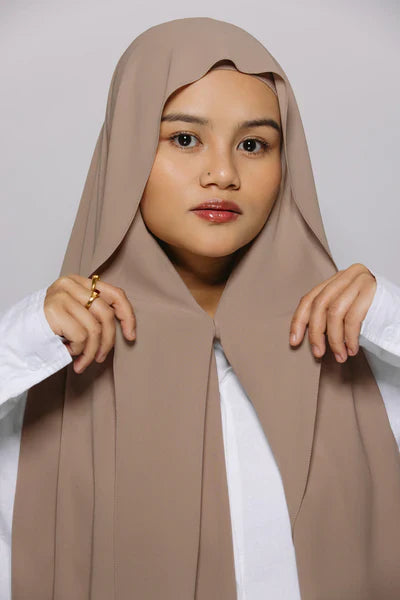 Magnetic Instant Hijab by UJ - BUNDLE OF 3 (RANDOM COLORS)