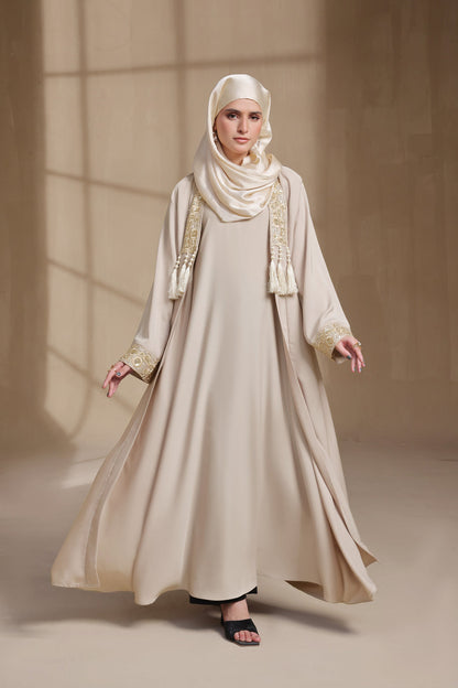 Noor Al-Rimal Abaya