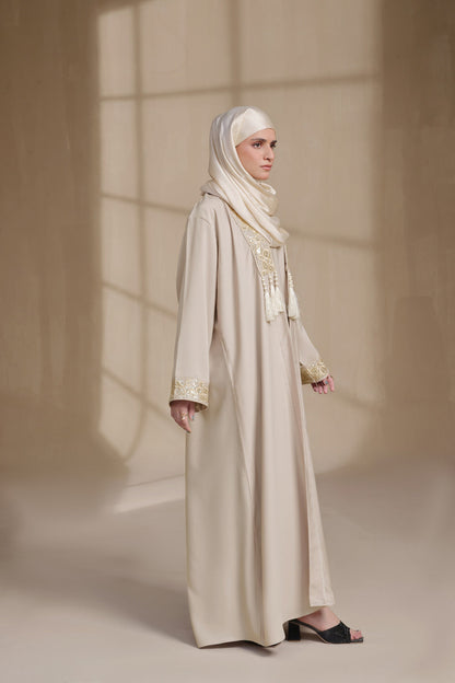 Noor Al-Rimal Abaya