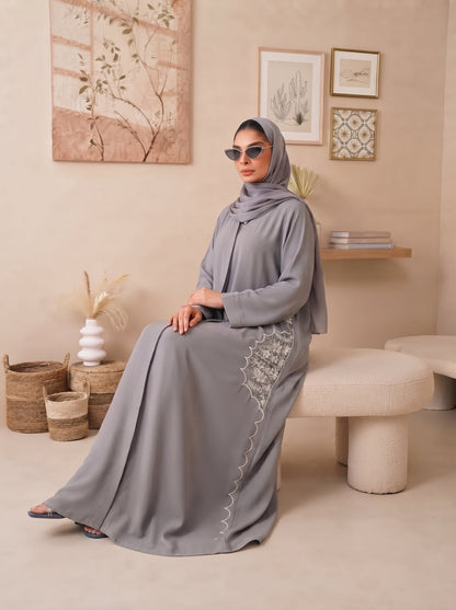 Arwa Grey