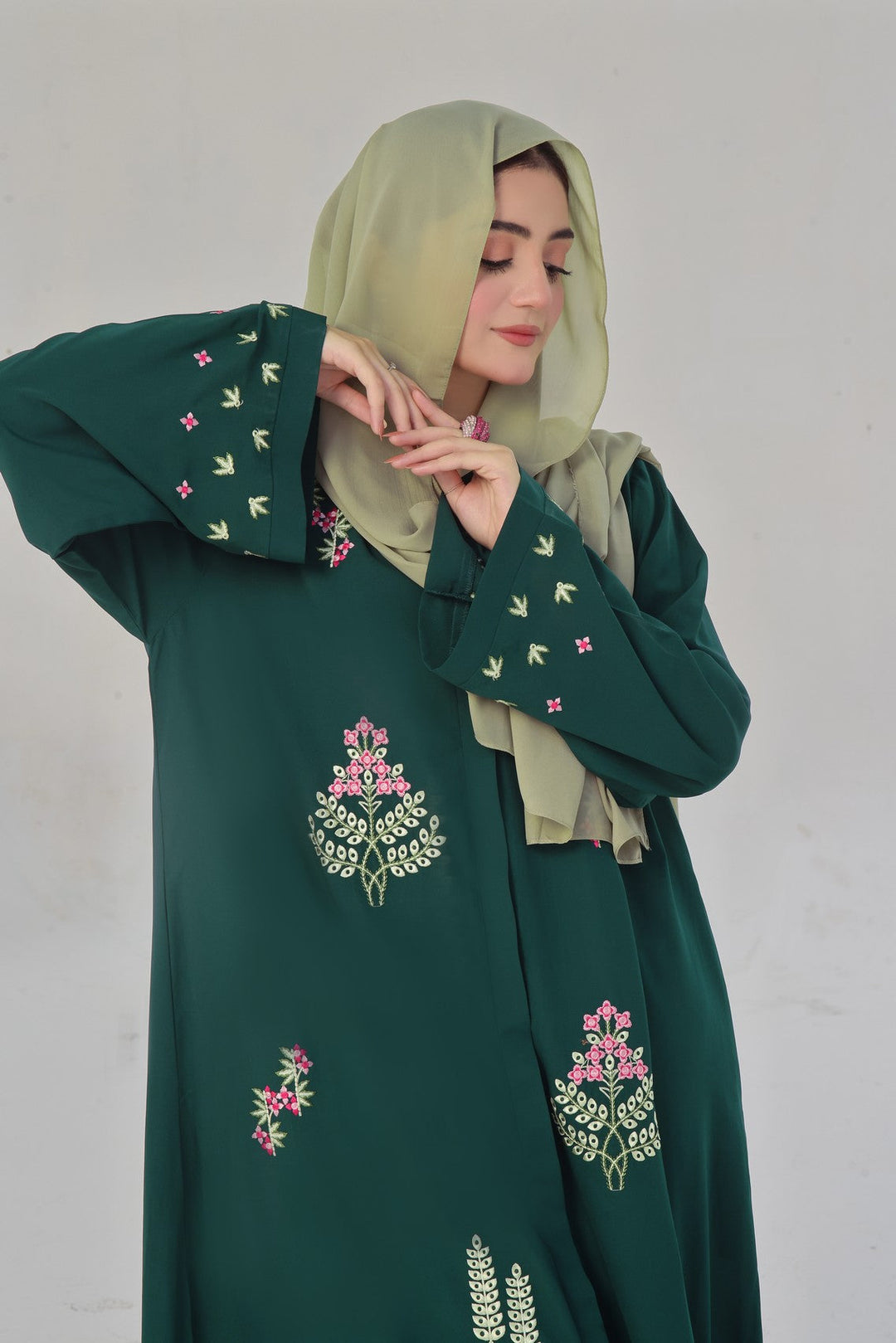 Nayla Bloom Abaya