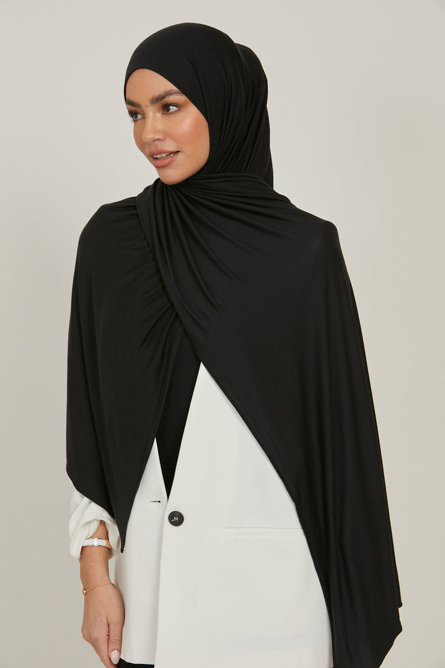 UJ™ Black Jersey Hijab | Buy Hijab Online Pakistan | UmmeJannah