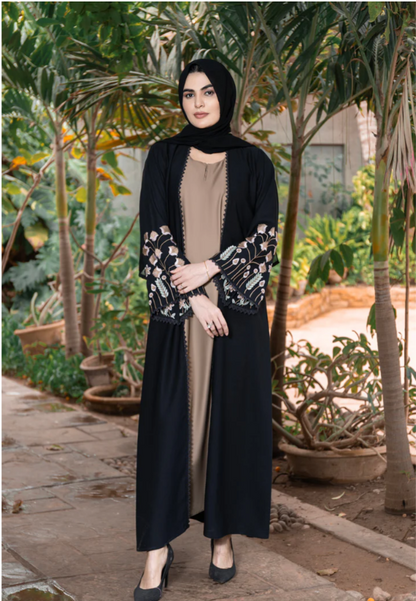 Nooré Elham – Embroidered Coat Style Abaya