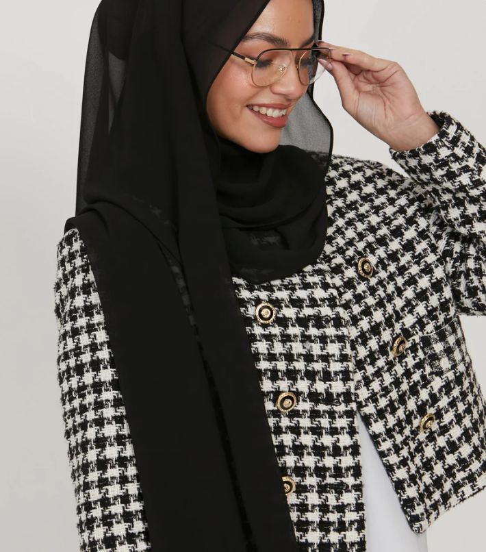 Hijab Essentials Gift Set – 1 Premium Chiffon Hijab with Accessories