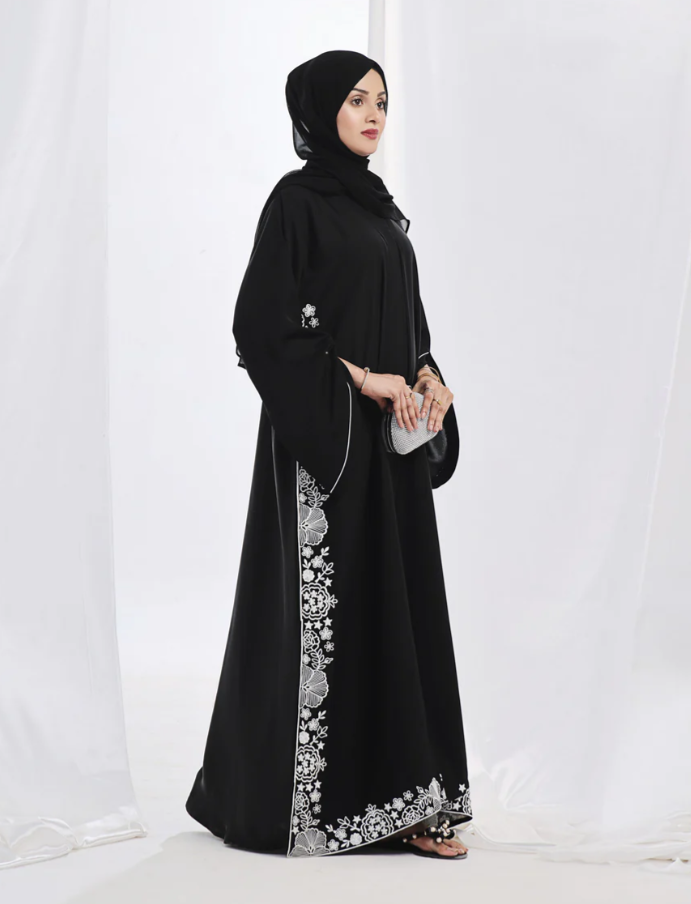 Hana Embroidered Abaya – Black Elegance
